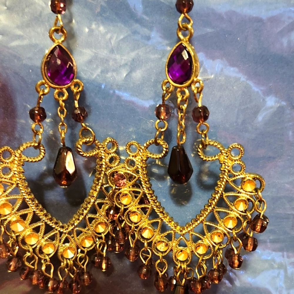✨️2 For $25.00 Elegant Gold and Purple Chandelier Earrings NWT